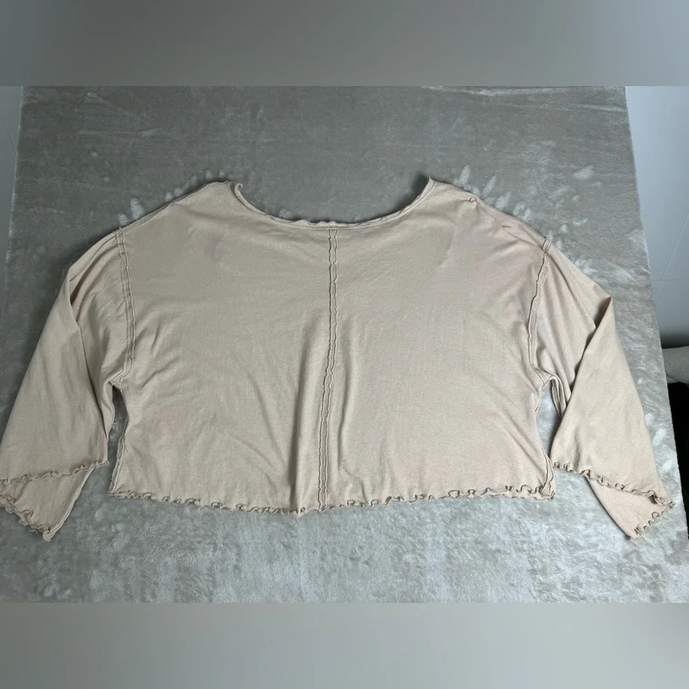 NWT We The Free Bird Gang Tan Sand Ruffle Hem Crop Top Bell Sleeve Womens Medium